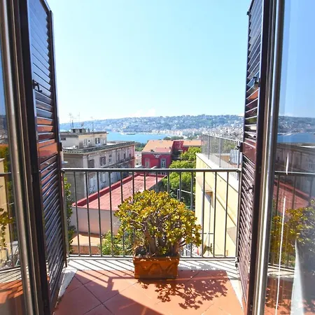 Pizzofalcone Apartment Naples